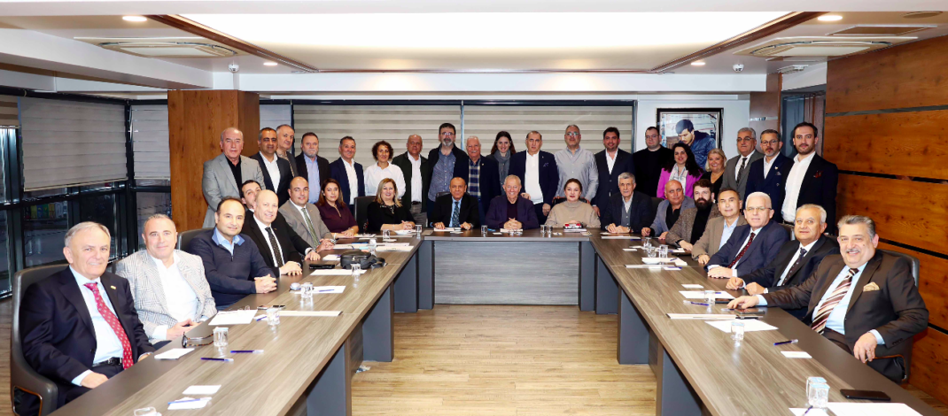 İZSİAD İftarda Buluştu