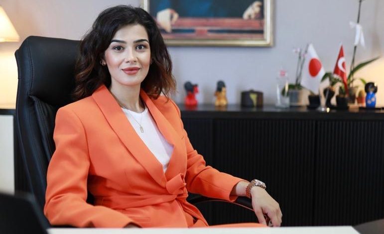 İZMİR, RÜZGÂR TÜRBİN KANADI ÜRETİMİNDE YENİDEN DÜNYA MARKASIOLUYOR