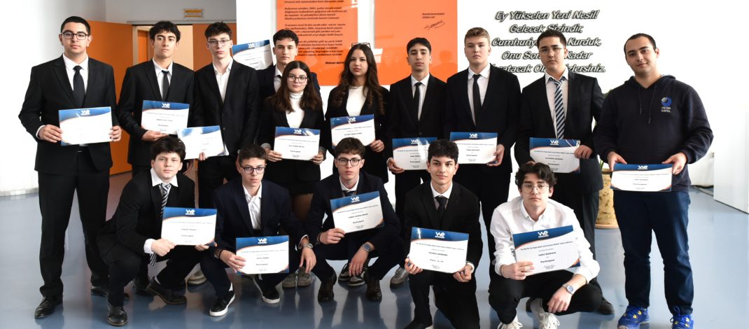 İAOSB’Lİ ÖĞRENCİLER DUBAİ’DEN BAŞARIYLA DÖNDÜ